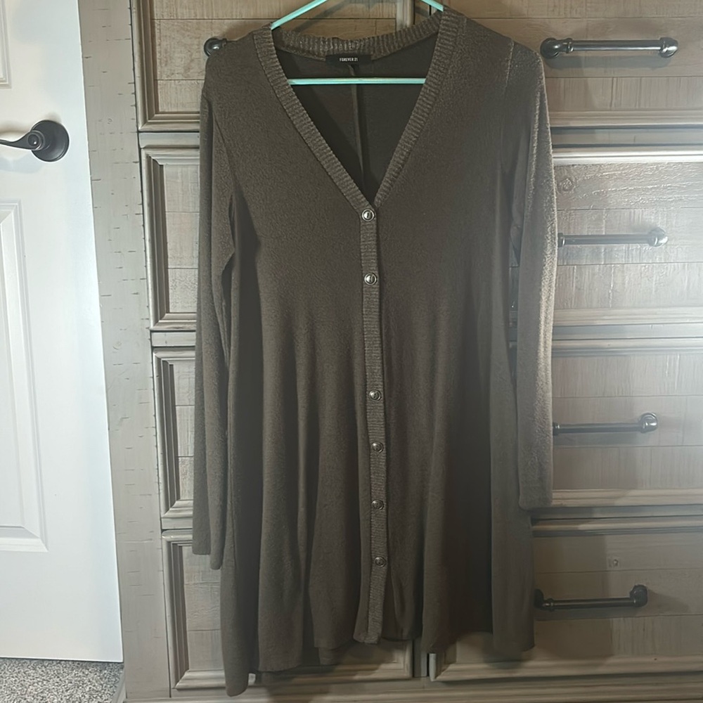 Green long sleeve sweater dress